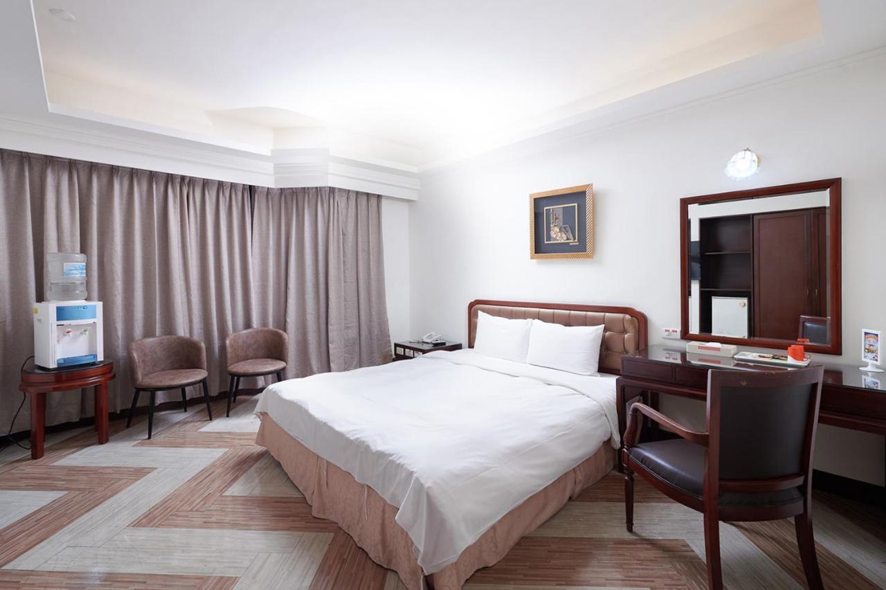 Peach Hotel Hsinchu City Exterior photo