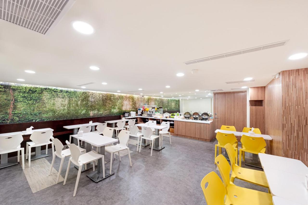 Peach Hotel Hsinchu City Exterior photo