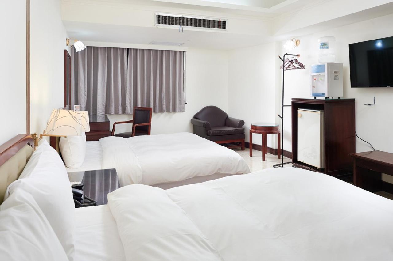 Peach Hotel Hsinchu City Exterior photo