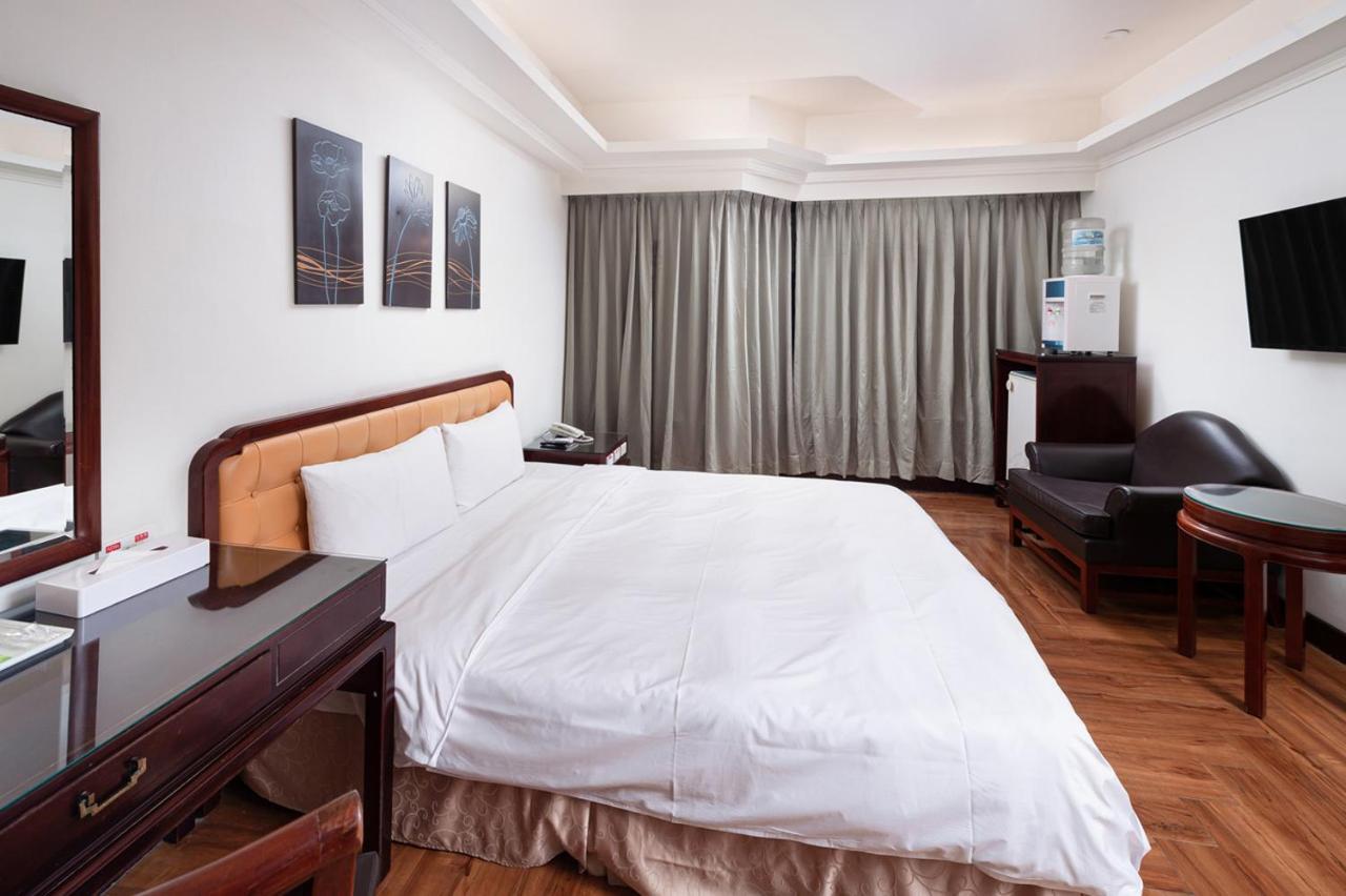 Peach Hotel Hsinchu City Exterior photo
