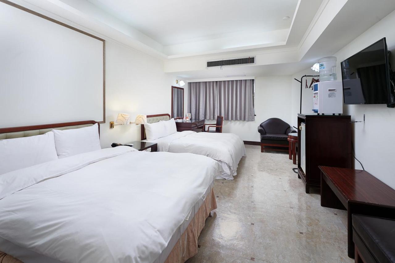 Peach Hotel Hsinchu City Exterior photo