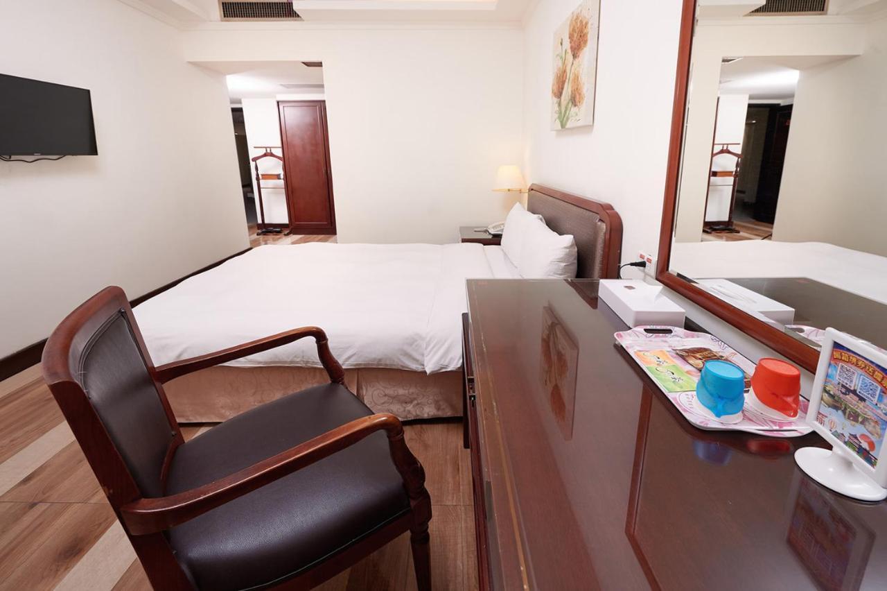 Peach Hotel Hsinchu City Exterior photo